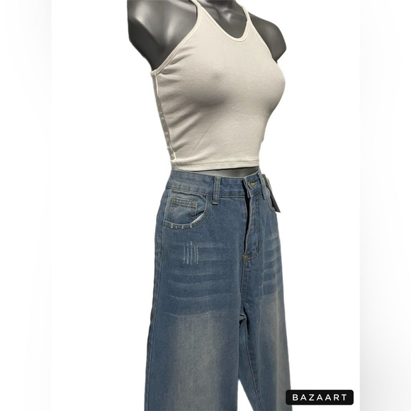 Middle Waist Denim Washed Pocket Jeans - Picture 4 of 10